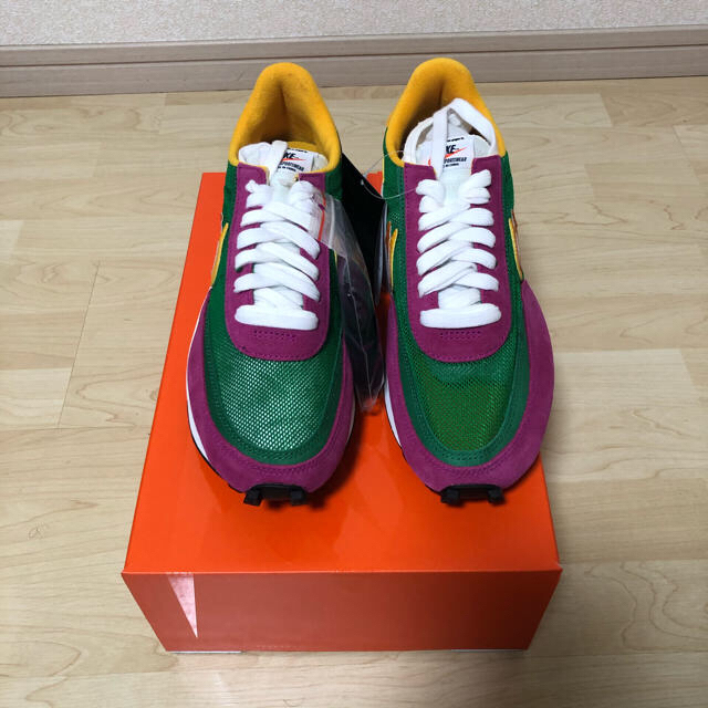 NIKE(ナイキ)のNIKE sacai LDワッフル　パイングリーン　27㎝ メンズの靴/シューズ(スニーカー)の商品写真