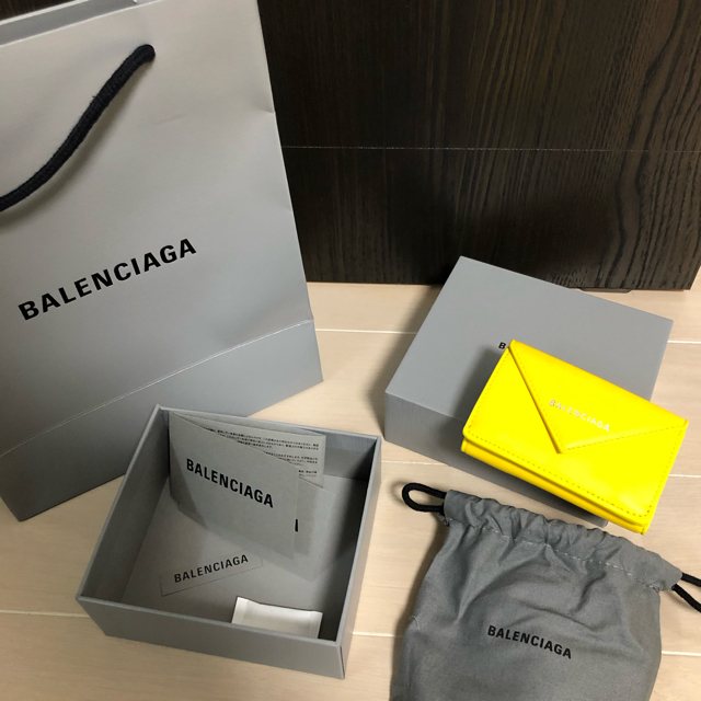 Balenciaga(バレンシアガ)のBALENCIAGA ミニ財布 レディースのファッション小物(財布)の商品写真
