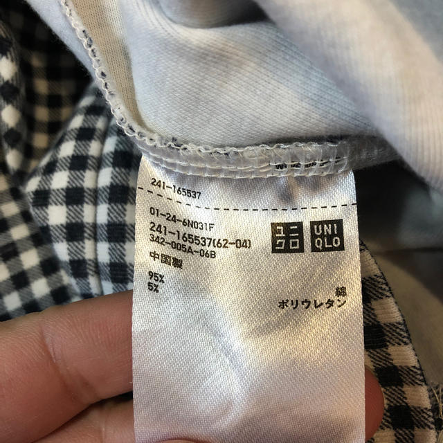 UNIQLO(ユニクロ)のレディース  パーカー　XL 紺　チェック　薄手　フード　指穴あり　ユニクロ レディースのトップス(パーカー)の商品写真