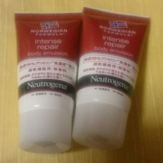 ニュートロジーナ(Neutrogena)のこんにちはママ様専用☆インテンスリペア☆ボディエマルジョン15ml×2個(ボディクリーム)