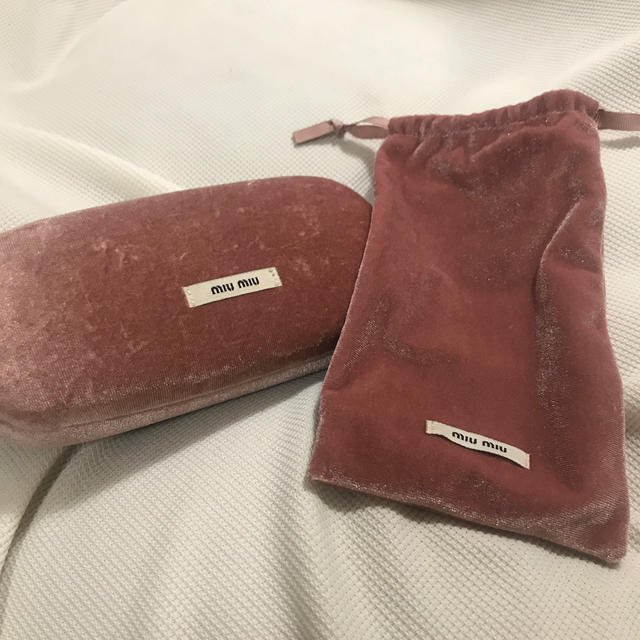 MIU MIU - miumiu サングラスケースの通販 by sofy's shop MIU MIU - miumiu サングラスケースの通販 by sofy's shop