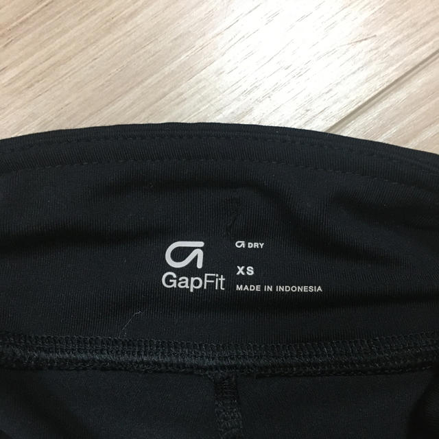 GAP(ギャップ)のGapFit 黒パンツ　110CM キッズ/ベビー/マタニティのキッズ服女の子用(90cm~)(パンツ/スパッツ)の商品写真