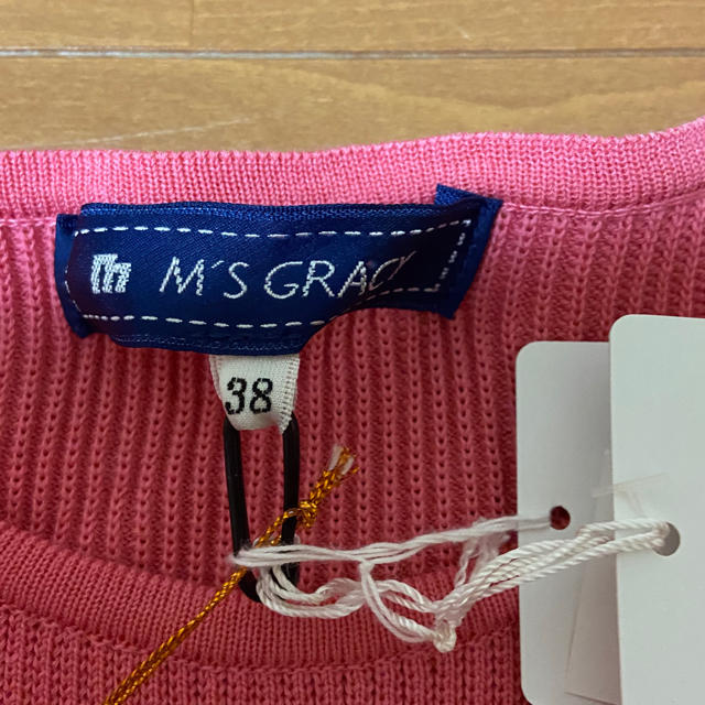 M'S GRACY(エムズグレイシー)のエムズグレイシーの可愛いトップス　新品タグ付き　38 レディースのトップス(カットソー(長袖/七分))の商品写真