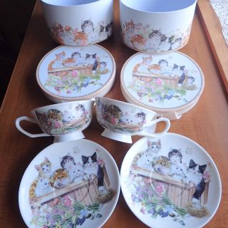 ロイヤルアルバート(ROYAL ALBERT)の【未使用】Summer  River 猫のティーカップ ペア.(食器)