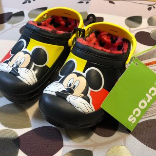 クロックス(crocs)のクロックス キッズ cc Mickey lined clog  黒(サンダル)