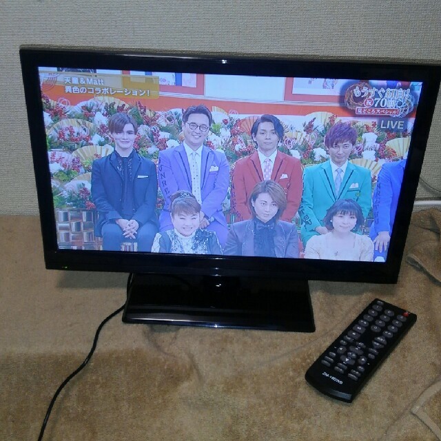 レボリューション】ZM-19DWB 地デジ19インチDVD内蔵液晶テレビ - テレビ