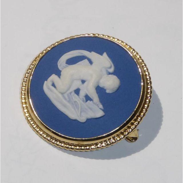 WEDGWOOD(ウェッジウッド)のWedgwoodブローチ　中古品 レディースのアクセサリー(ブローチ/コサージュ)の商品写真