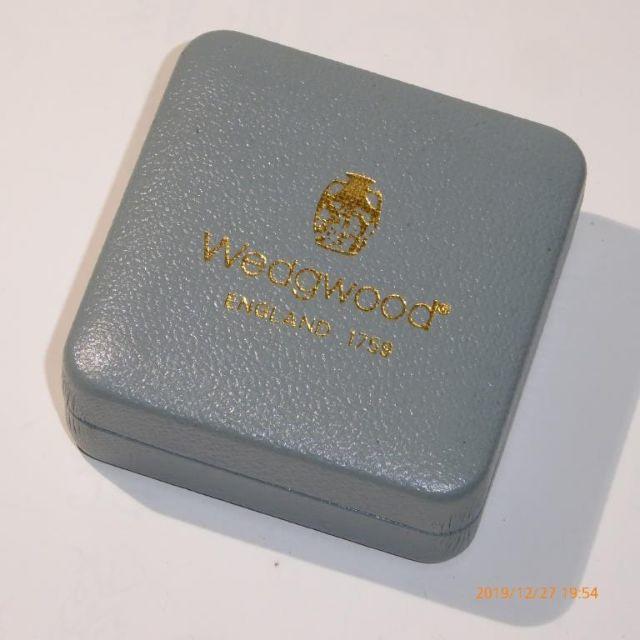 WEDGWOOD(ウェッジウッド)のWedgwoodブローチ　中古品 レディースのアクセサリー(ブローチ/コサージュ)の商品写真