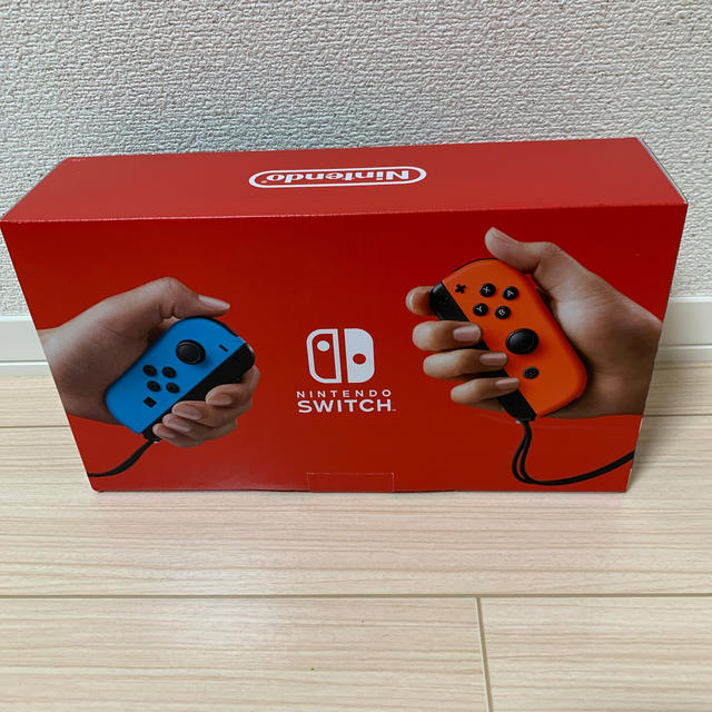 Nintendo Switch(ニンテンドースイッチ)のNintendo Switch JOY-CON(L) ネオンブルー/(R) ネオ エンタメ/ホビーのゲームソフト/ゲーム機本体(家庭用ゲーム機本体)の商品写真