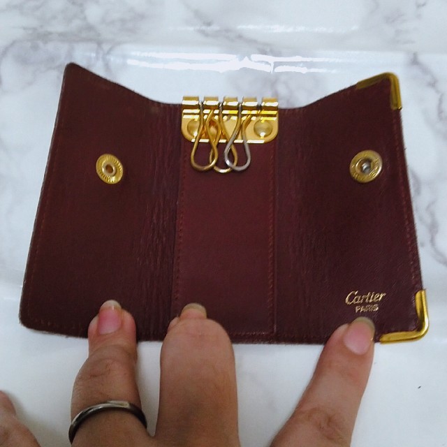 Cartier(カルティエ)の【箱 カード付】Cartier　カルティエ　キーケース　4連　レザー メンズのファッション小物(キーケース)の商品写真