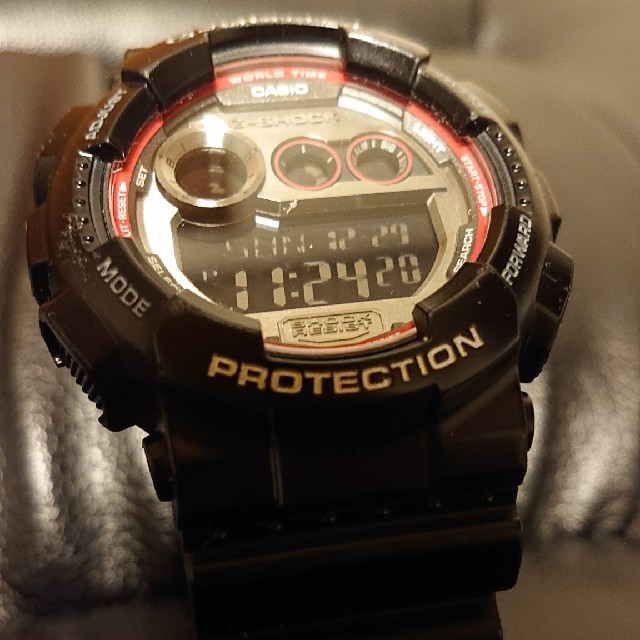 G-SHOCK(ジーショック)のG-SHOCK GD120TS メンズの時計(腕時計(デジタル))の商品写真