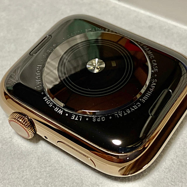 Apple Apple Watch Series 4 ゴールド ステンレス 44mmの通販 by sora's shop｜アップルウォッチならラクマ Watch - 美品 再入荷新品