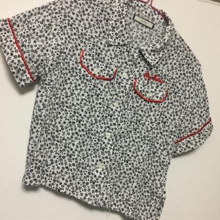 ジュエティ(jouetie)の半袖刺繍花柄ボーリングシャツ(シャツ/ブラウス(半袖/袖なし))