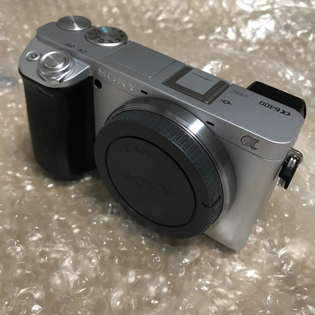 SONY - 【よっしー様専用】SONY α6400 ボディ（シルバー）の通販 by まかしー's shop｜ソニーならラクマ