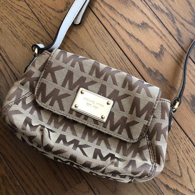 Michael Kors(マイケルコース)のMICHAEL KORS のショルダーバッグ レディースのバッグ(ショルダーバッグ)の商品写真