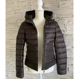 MONCLER(ダウンジャケット ・ ブラウン/茶色系)のフリマ MONCLER(ダウンジャケット ・ ブラウン/茶色系)のフリマ