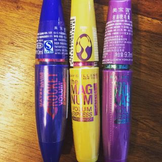 メイベリン(MAYBELLINE)のマグナム一本(マスカラ)