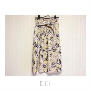 ミーアンドミークチュール(me & me couture)のtulip bellskirt(ロングスカート)