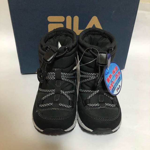 FILA(フィラ)のフィラ　スノーブーツ キッズ/ベビー/マタニティのキッズ靴/シューズ(15cm~)(ブーツ)の商品写真