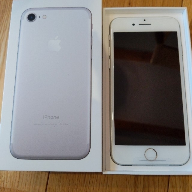 iPhone Silver 32 GB docomo