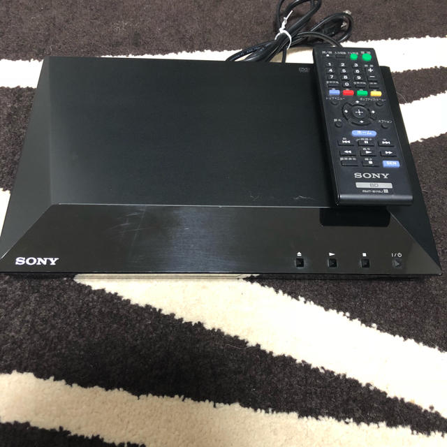 SONY(ソニー)のSONY Blu-ray DVD プレイヤー BDP-S1100 スマホ/家電/カメラのテレビ/映像機器(ブルーレイプレイヤー)の商品写真