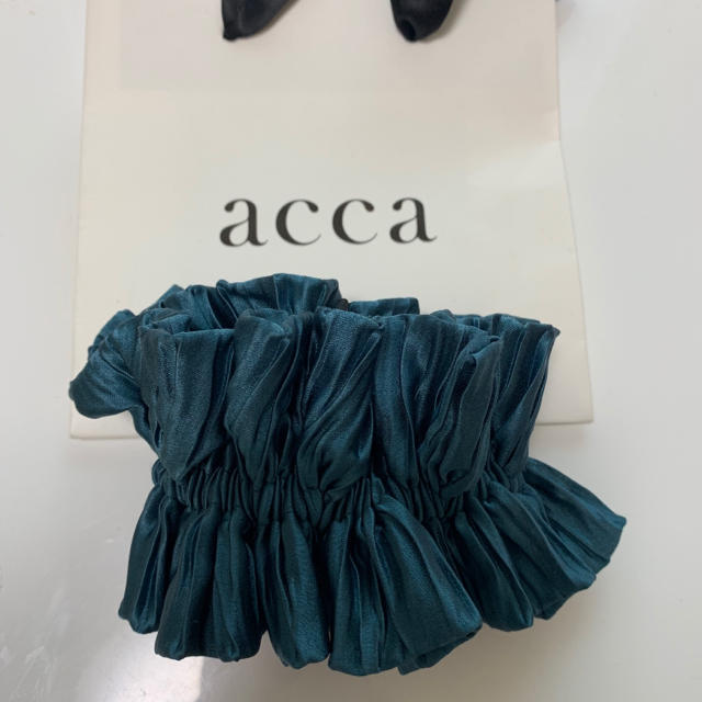 acca(アッカ)の最終価格◆美品◆acca シルクシュシュ ヘアアレンジ  レディースのヘアアクセサリー(ヘアゴム/シュシュ)の商品写真