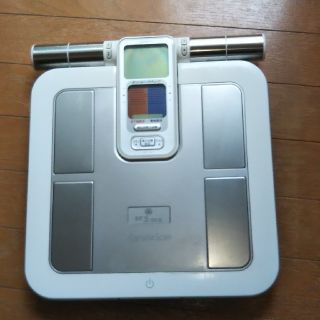 オムロン(OMRON)のオムロン Karada Scan HBF-362(体重計/体脂肪計)