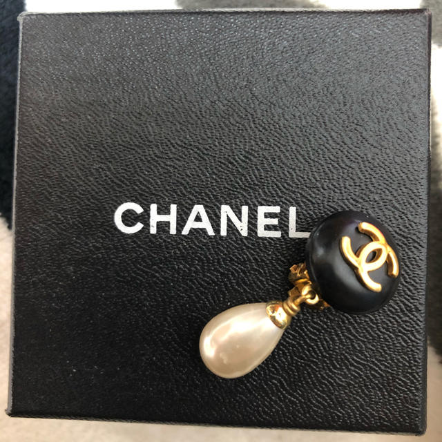 CHANEL イヤリング