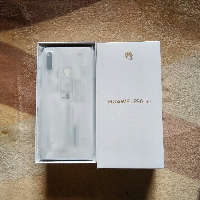 ヨドバシ福袋　HUAWEI P30 lite