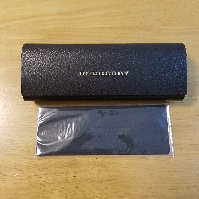 BURBERRY - 【新品/未使用/送料込】バーバリー メガネケースの通販 by アツ's shop｜バーバリーならラクマ