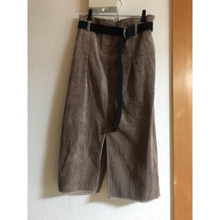 ダブルクローゼット(w closet)のダブルクローゼット ベルト付きコーデュロイスカート(ひざ丈スカート)