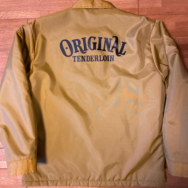 TENDERLOIN(テンダーロイン)のTENDERLOIN ナイロンコーチジャケット 黄 S メンズのジャケット/アウター(ナイロンジャケット)の商品写真