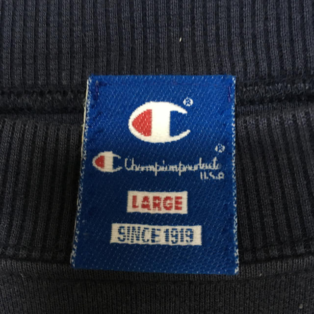 Champion(チャンピオン)の【Champion】古着　デカロゴ　チャンピオン　スウェット メンズのトップス(スウェット)の商品写真