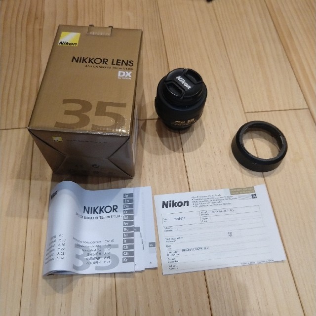 Nikon(ニコン)のニコン　AF-S DX NIKKOR 35mm f/1.8G　Nikon スマホ/家電/カメラのカメラ(レンズ(単焦点))の商品写真