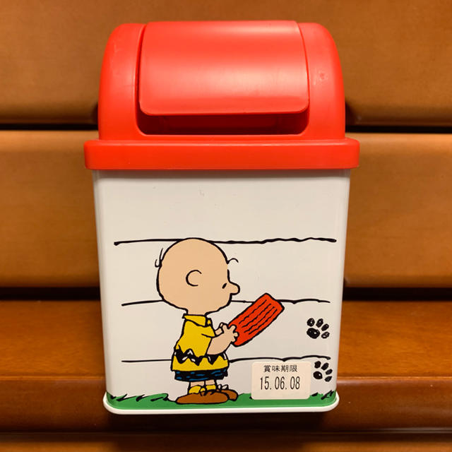 SNOOPY(スヌーピー)のSNOOPY 缶ゴミ箱 インテリア/住まい/日用品のインテリア小物(ごみ箱)の商品写真