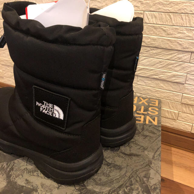 THE NORTH FACE(ザノースフェイス)のmco様専用ノースフェイス ヌプシブーティー ウォータープルーフ ロゴ  レディースの靴/シューズ(ブーツ)の商品写真