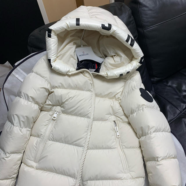 MONCLER(モンクレール)のモンクレールダウン メンズのジャケット/アウター(ダウンジャケット)の商品写真