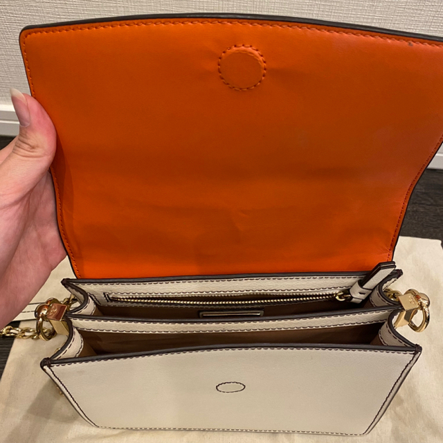 Tory Burch(トリーバーチ)のトリーバーチ　ショルダーバッグ レディースのバッグ(ショルダーバッグ)の商品写真