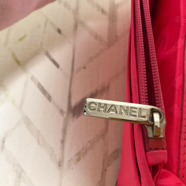 CHANEL(シャネル)のCHANEL カンボンライン 二つ折り 長財布 黒×白 レディースのファッション小物(財布)の商品写真