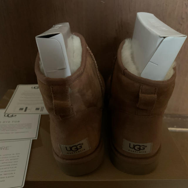 UGG(アグ)のUGG アグ　クラシックミニ メンズの靴/シューズ(ブーツ)の商品写真