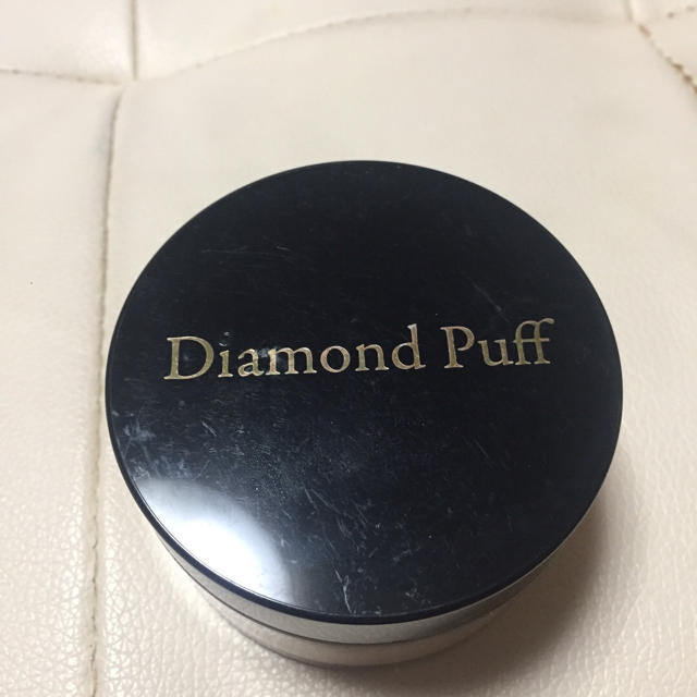 Diamond Beauty(ダイヤモンドビューティー)のDiamond Puffフェイスパウダー コスメ/美容のベースメイク/化粧品(フェイスパウダー)の商品写真