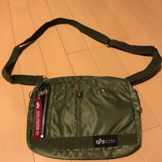 アルファインダストリーズ(ALPHA INDUSTRIES)のALPHA ショルダーバッグ(ショルダーバッグ)