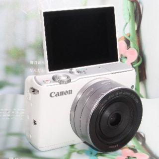 キヤノン(Canon)の❤️Wi-Fi&単焦点レンズ&予備バッテリー❤️ Canon EOS M10❤️(ミラーレス一眼)