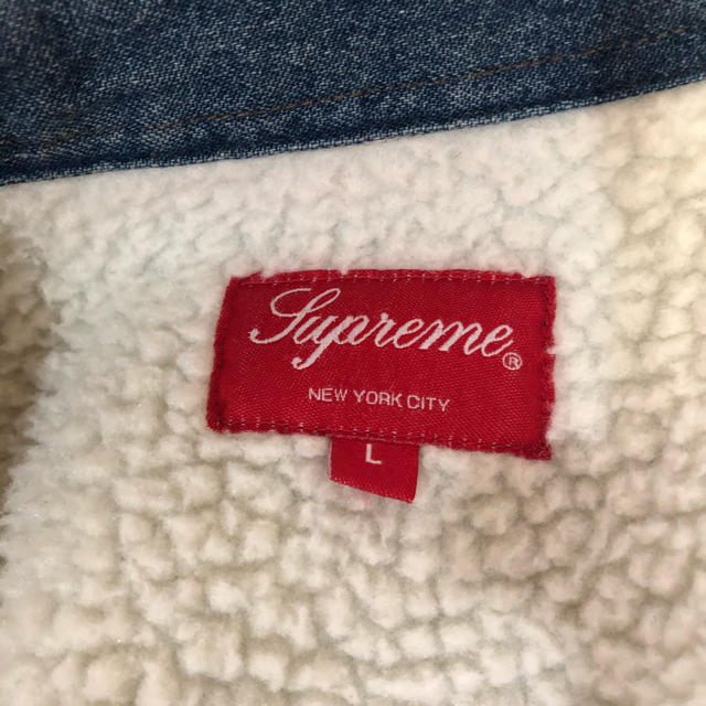 Supreme(シュプリーム)のsupreme Sherpa Lined Denim Shirt メンズのジャケット/アウター(Gジャン/デニムジャケット)の商品写真