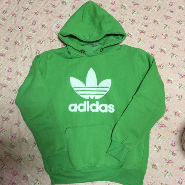 adidas(アディダス)のadidas パーカー レディースのトップス(パーカー)の商品写真