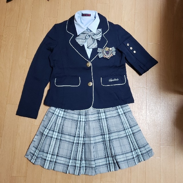 lovetoxic(ラブトキシック)のLovetoxicの女児用スーツ  卒業式 キッズ/ベビー/マタニティのキッズ服女の子用(90cm~)(ドレス/フォーマル)の商品写真