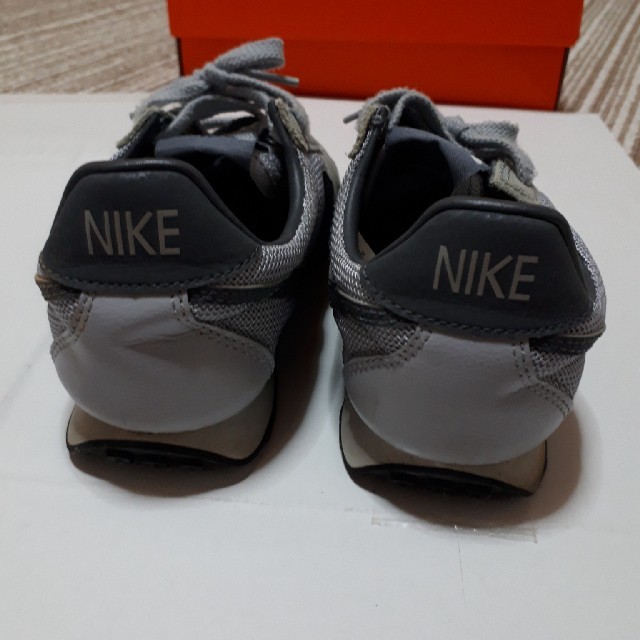 NIKE(ナイキ)のNIKE　スニーカー レディースの靴/シューズ(スニーカー)の商品写真