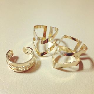 ザラ(ZARA)のGold Ring 3点 ラスト1点(リング(指輪))