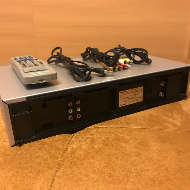 Panasonic(パナソニック)のPanasonic VHS ビデオデッキ スマホ/家電/カメラのテレビ/映像機器(その他)の商品写真