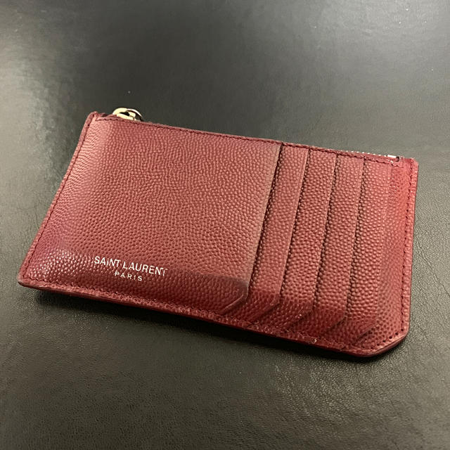 Saint Laurent(サンローラン)のSAINT LAURENT ミニ財布　カードケース　赤　袋付き レディースのファッション小物(財布)の商品写真